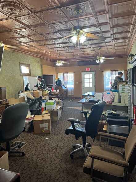 More Photos Of 5227 5th Ave, Koppel Flex For Sale