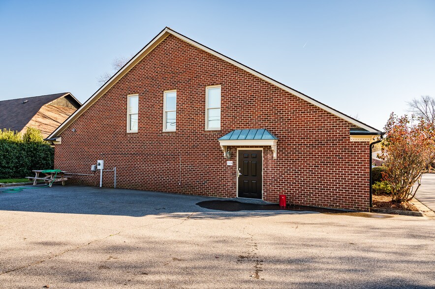 More Photos Of 219 Le Phillip Ct, Concord Medical For Lease