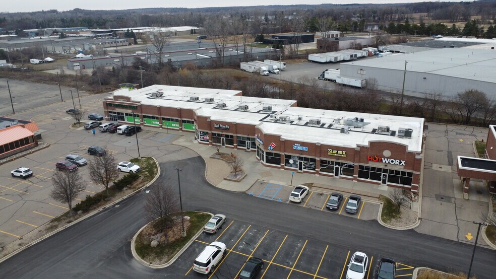 More Photos Of 999 S Lapeer Rd, Oxford Unknown For Lease