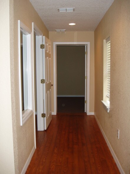 More Photos Of 113 N Dillingham Ave, Kissimmee Office Residential For Lease