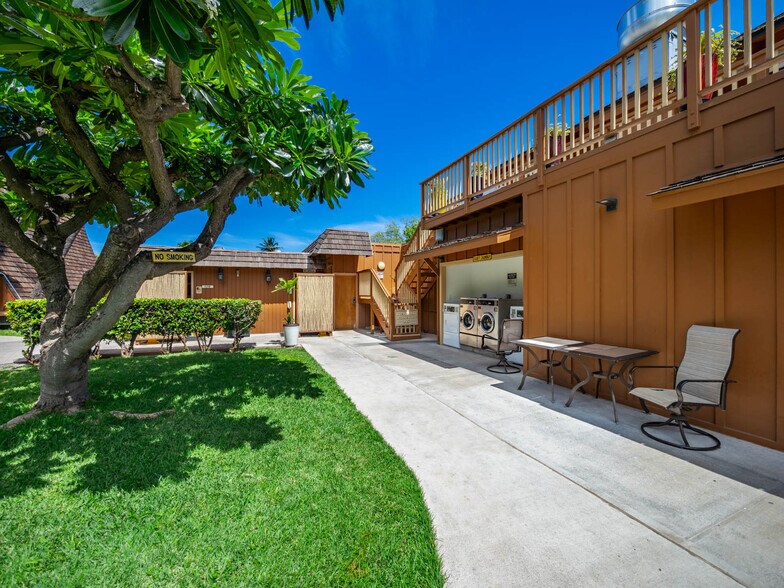 More Photos Of 1300 Kamehameha V Hwy, Kaunakakai Hotel For Sale