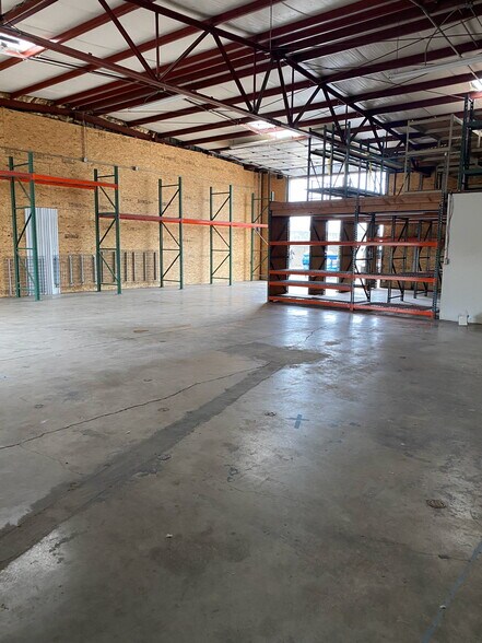 More Photos Of 4203 Coronado Ave, Stockton Warehouse For Lease
