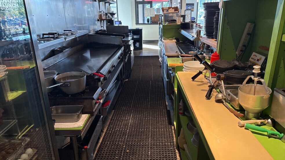 More Photos Of 1105 MA-28 Rt, South Yarmouth Restaurant For Sale