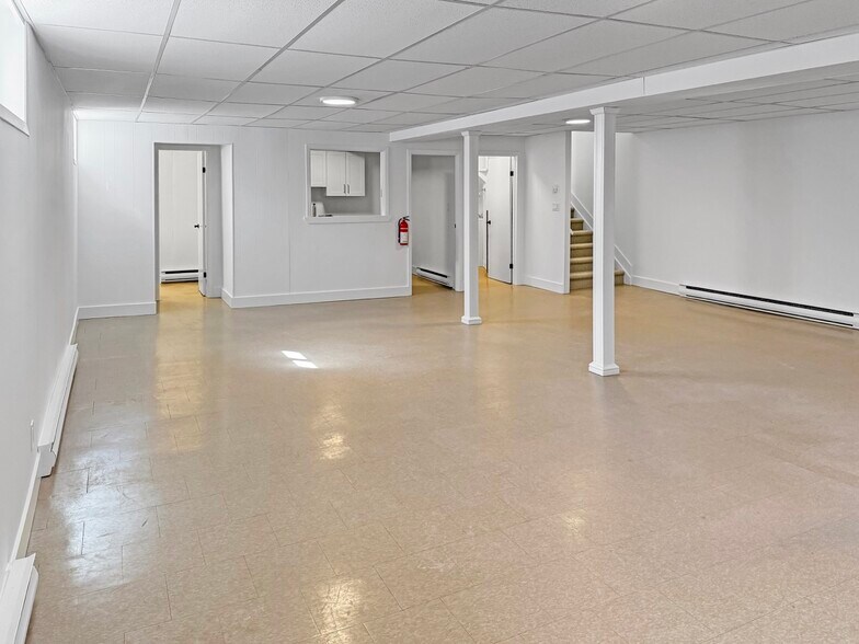 More Photos Of 364 Regent St, Orillia Religious Facility For Sale