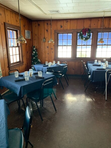 More Photos Of 6053 Rock Falls Rd, Luxemburg Restaurant For Sale