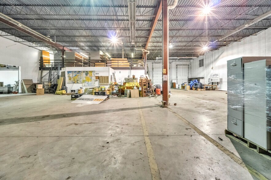 More Photos Of 4878 Van Epps Rd, Brooklyn Heights Manufacturing For Sale