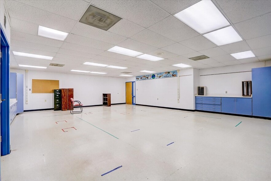 More Photos Of 305 Milwaukee St, Johnson Creek Schools For Sale
