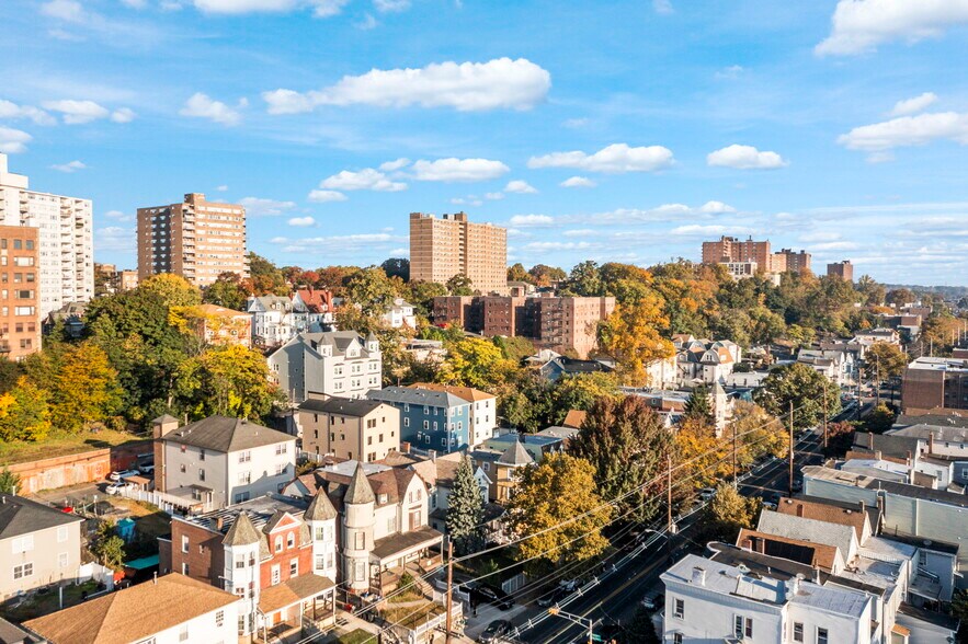 More Photos Of 368-370 Summer Ave, Newark Apartments For Sale