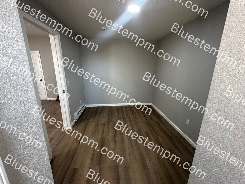 More Photos Of 1115 Felix St, Saint Joseph Apartments For Sale