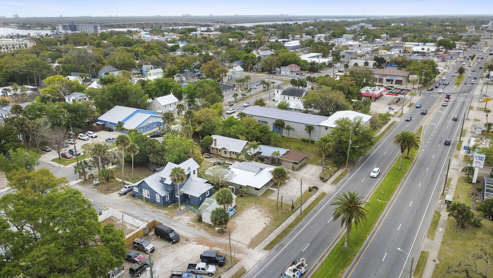 More Photos Of 324 N Orange St, New Smyrna Beach Multifamily For Sale