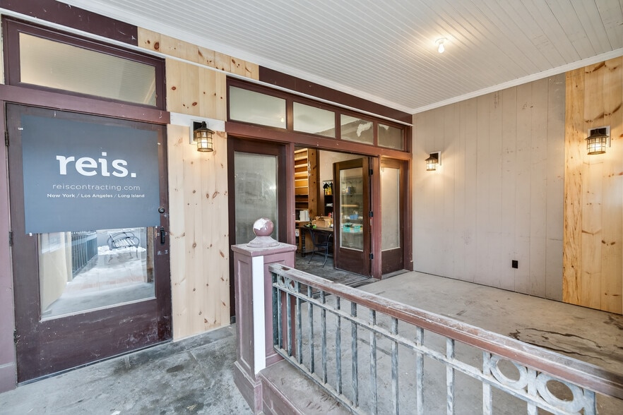 More Photos Of 316 Wall St, Kingston Storefront Retail Residential For Lease
