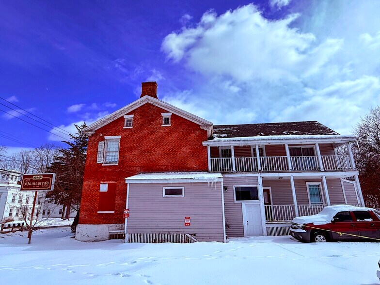 More Photos Of 6 Church St, Nassau Apartments For Sale