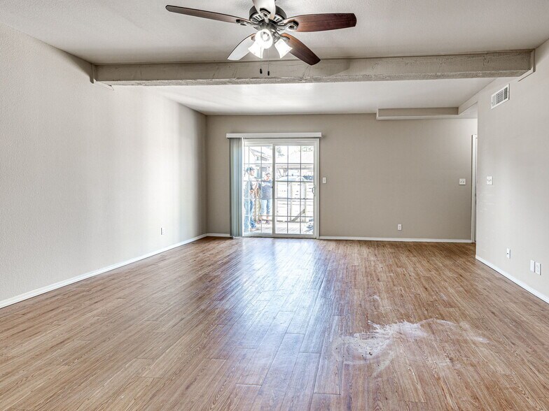 More Photos Of 2302 S 137th East Ave, Tulsa Apartments For Sale