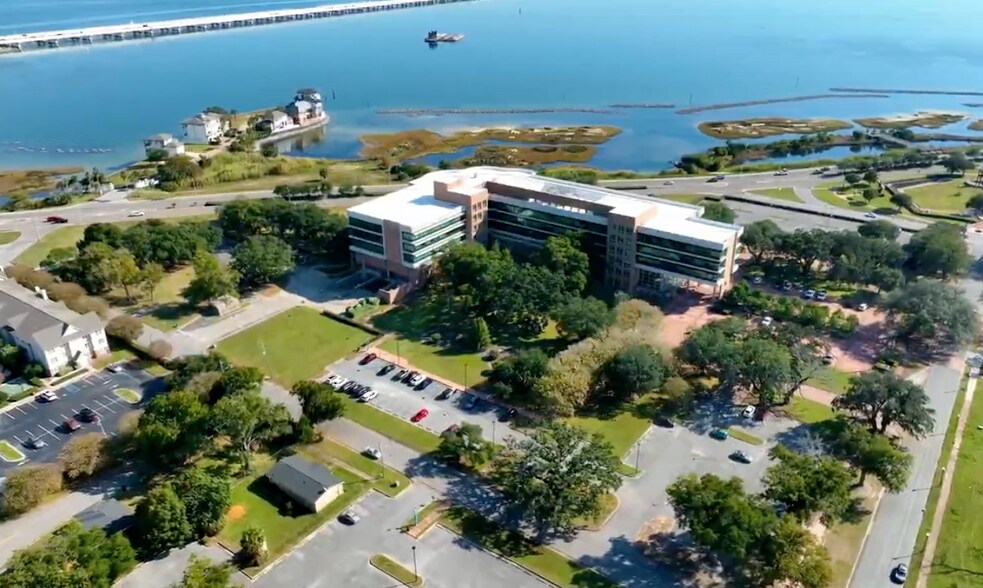 More Photos Of 1 Energy Pl, Pensacola Office For Lease