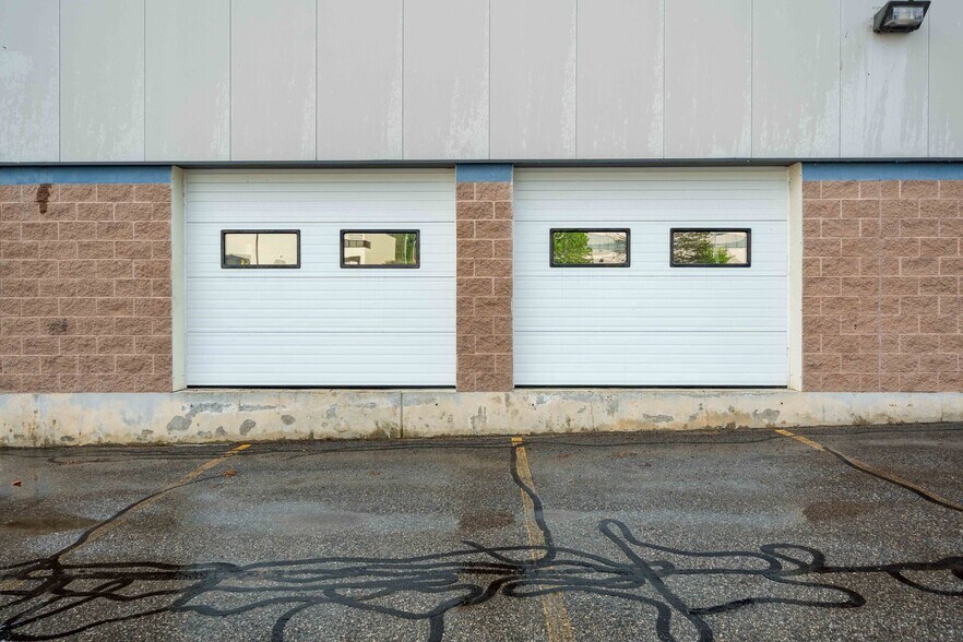 More Photos Of 63 Neck Rd, Haverhill Light Manufacturing For Sale