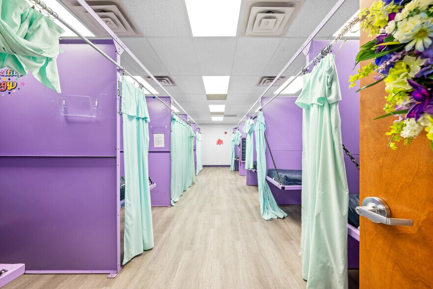 More Photos Of 49 Olive St, Gallipolis Office For Sale