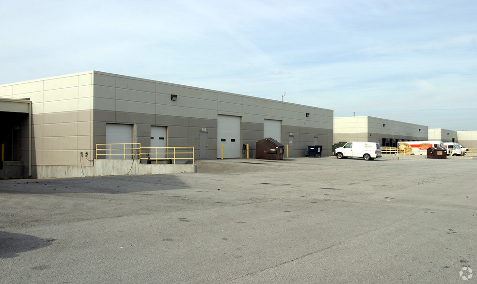 More Photos Of 8940 W 192nd St, Mokena Warehouse For Lease