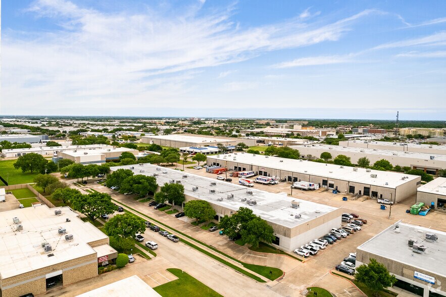 More Photos Of 1700 Capital Ave, Plano Distribution For Lease