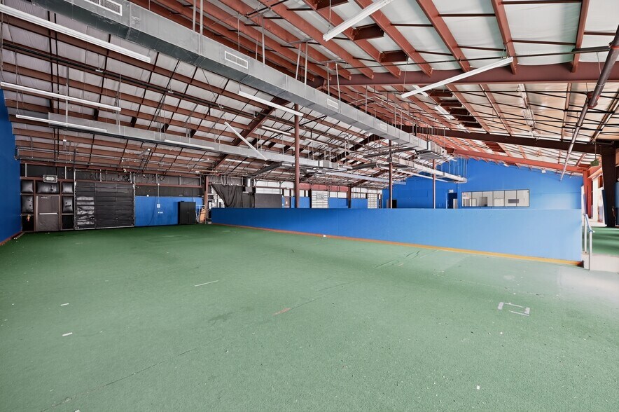 More Photos Of 3201 Northside Dr, Raleigh Light Distribution For Lease