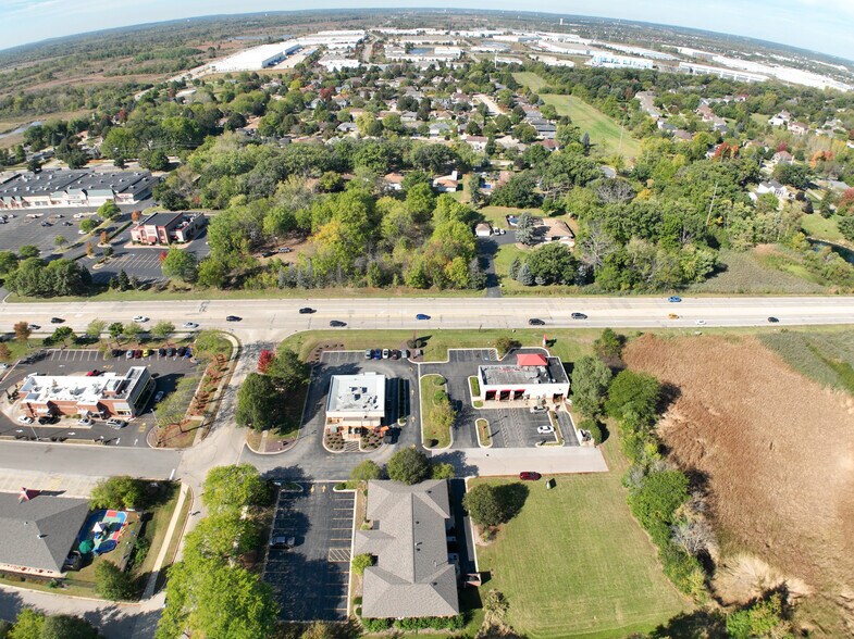 More Photos Of 1048-1054 Norwood Ln, Bartlett Office For Sale