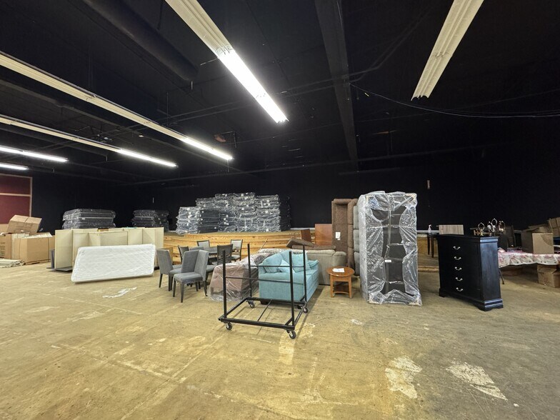 More Photos Of 955 Cardiff St, San Diego Freestanding For Lease