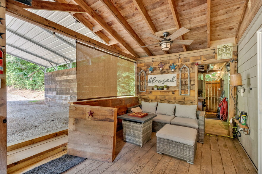 More Photos Of 5340 US-321, Butler Specialty For Sale
