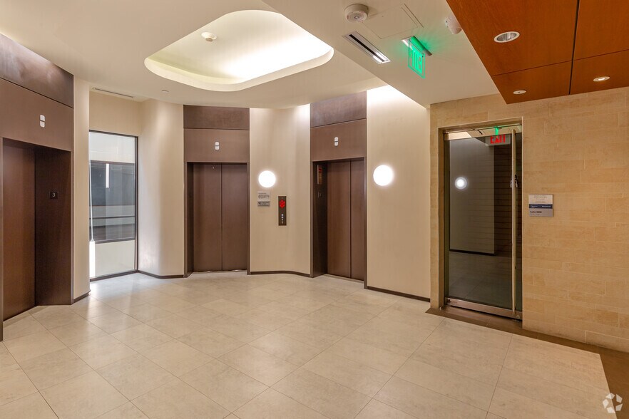 More Photos Of 411 N Washington Ave, Dallas Office For Sale