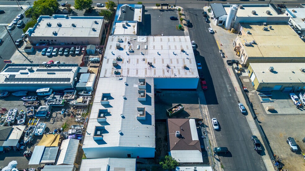 More Photos Of 1321 Railroad Ave, Clovis Warehouse For Lease