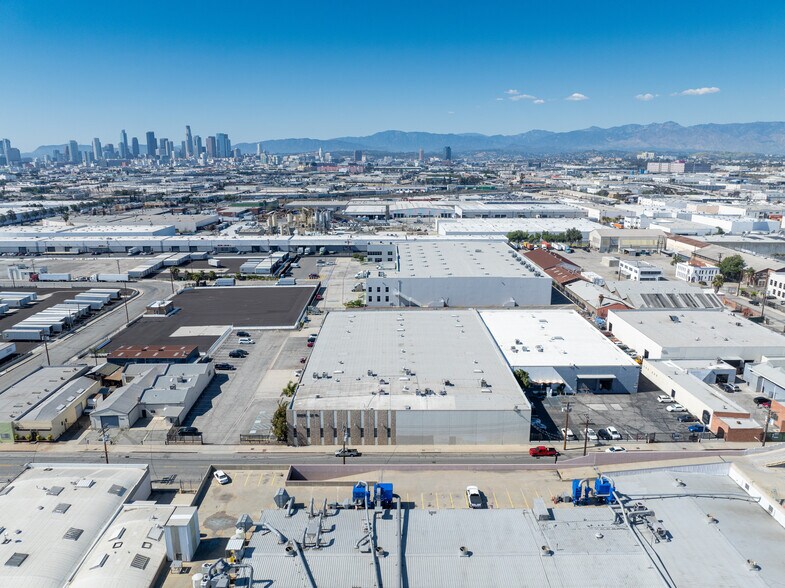 More Photos Of 2121 E 37th St, Vernon Warehouse For Sale