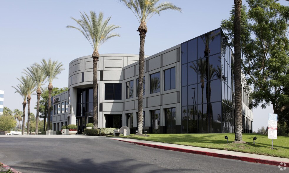 More Photos Of 3281 E Guasti Rd, Ontario Unknown For Lease