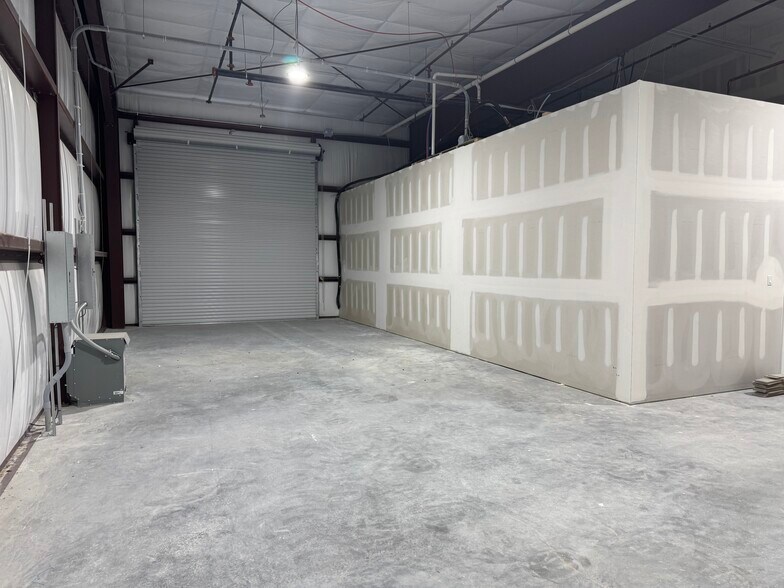 More Photos Of 26717 Westheimer Pky, Katy Unknown For Lease