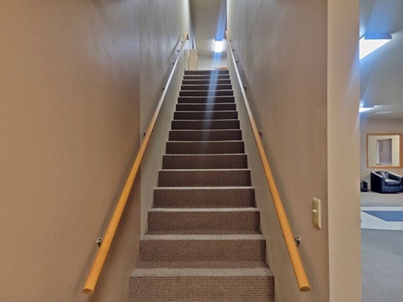 More Photos Of 3500 Air Park Rd, Marshfield Warehouse For Sale