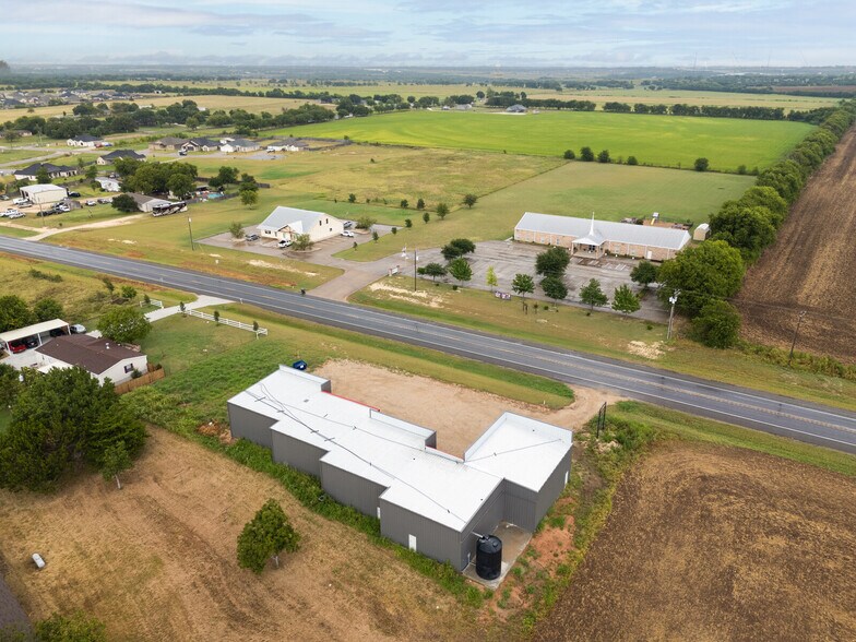 More Photos Of 6854 Old Lorena Rd, Lorena Coworking Space