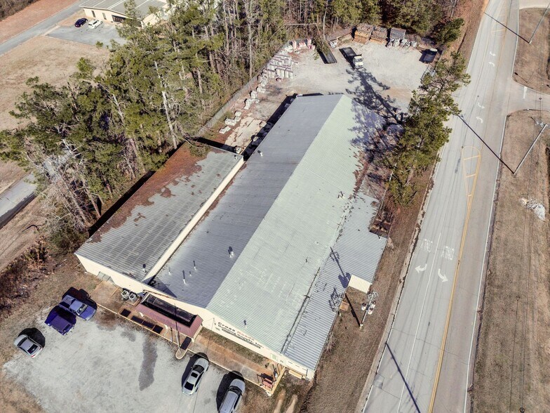 More Photos Of 2750 S Harper Rd, Corinth Manufacturing For Sale