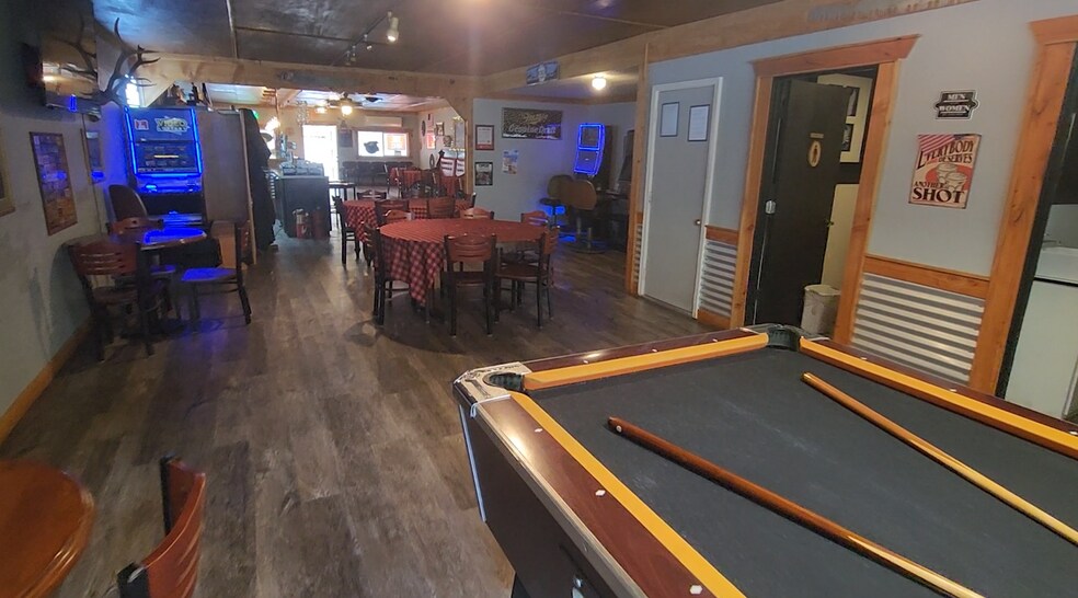 More Photos Of 10786 Highway 126, Mapleton General Retail For Sale