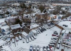 Primary Photo Of 4 Beaumont Cres, Guelph Auto Repair For Sale