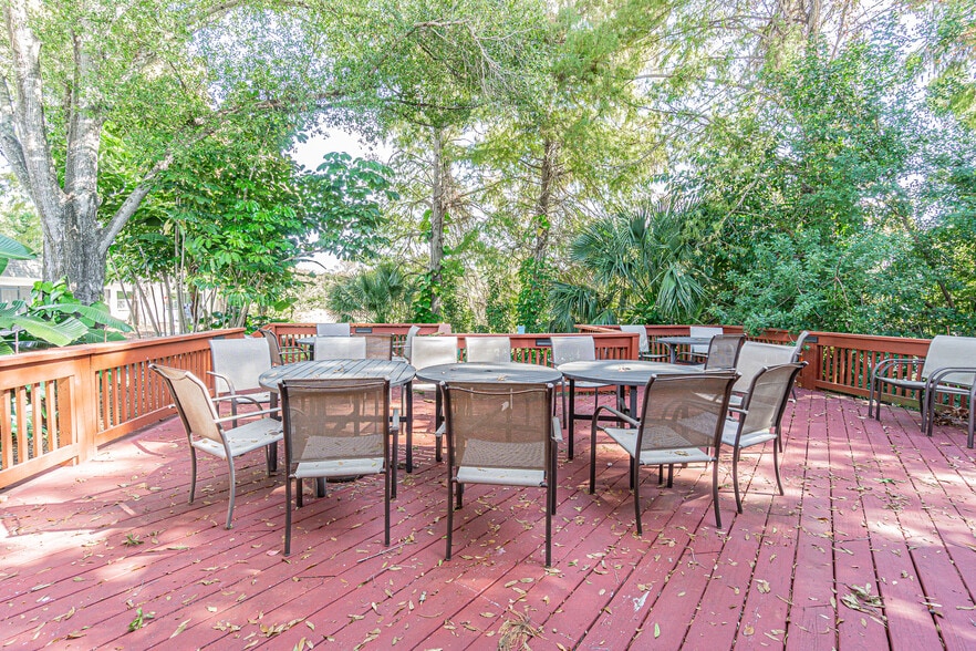 More Photos Of , Largo Unknown For Sale