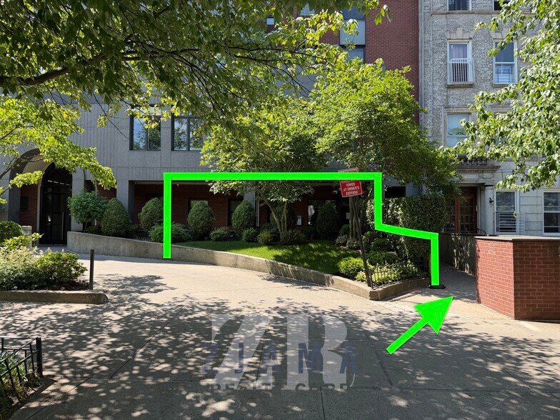 Primary Photo Of 866 Eastern Pky, Brooklyn Apartments For Lease