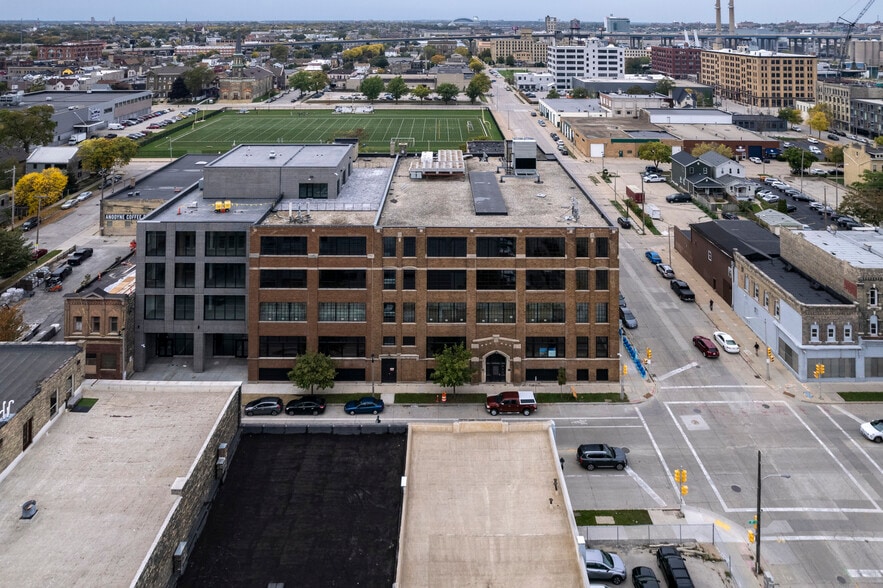 More Photos Of 507 S 2nd St, Milwaukee Office For Lease