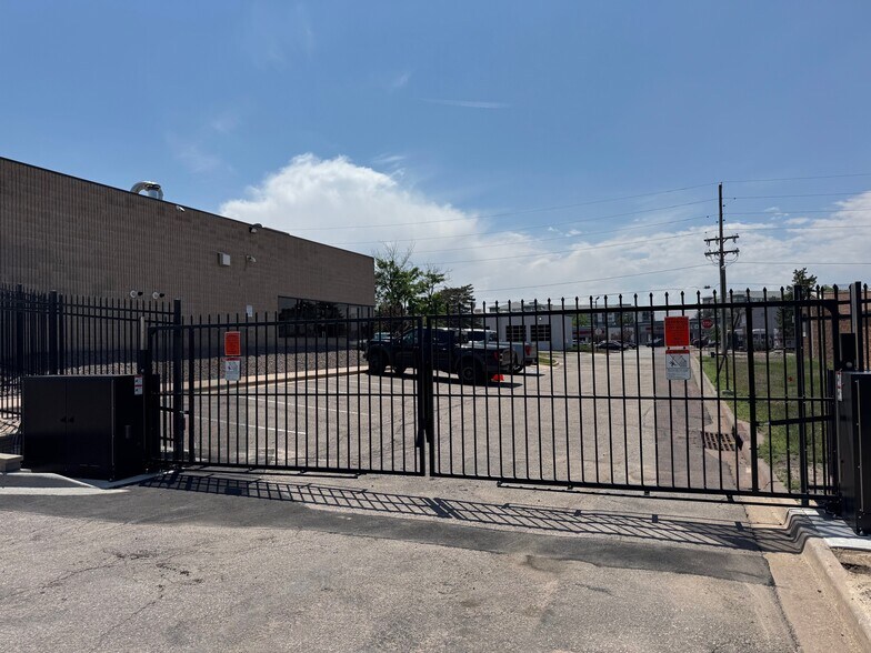 More Photos Of 1338 S Valentia St, Denver Light Distribution For Lease