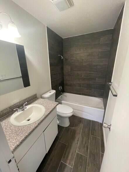 More Photos Of 937 N Main St, Tonopah Apartments For Sale