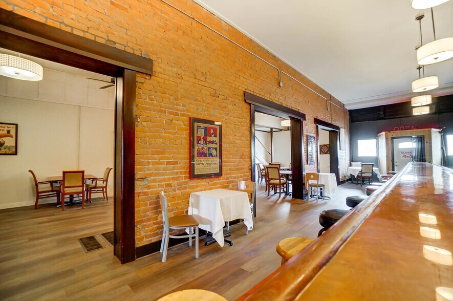 More Photos Of 516-518 N Main St, Lima Storefront Retail Residential For Sale