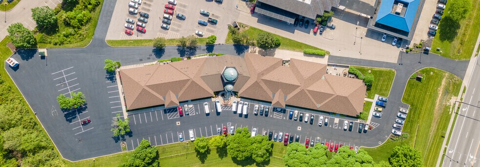 More Photos Of 7901-7909 Schatz Pointe Dr, Washington Township Medical For Lease