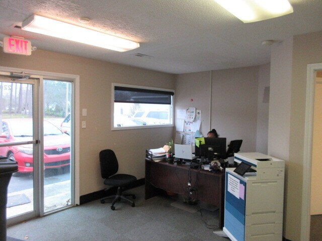 More Photos Of 220 Broad St, Sumter Medical For Lease