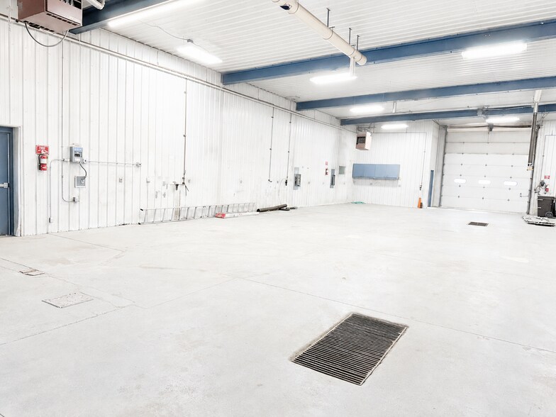 More Photos Of 622 W 1st St, Julesburg Auto Dealership For Sale