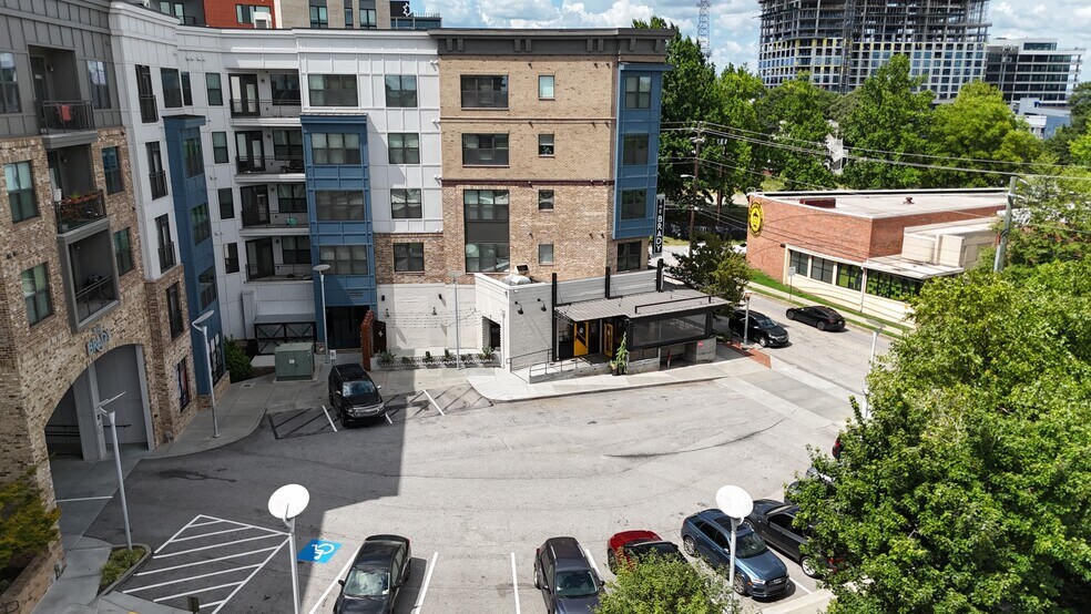 More Photos Of 930 Howell Mill Rd NW, Atlanta Apartments For Lease