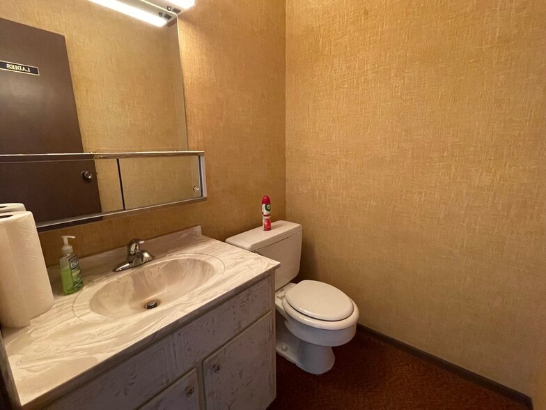 More Photos Of 1925 S Main St, Bloomington Rehabilitation Center For Sale