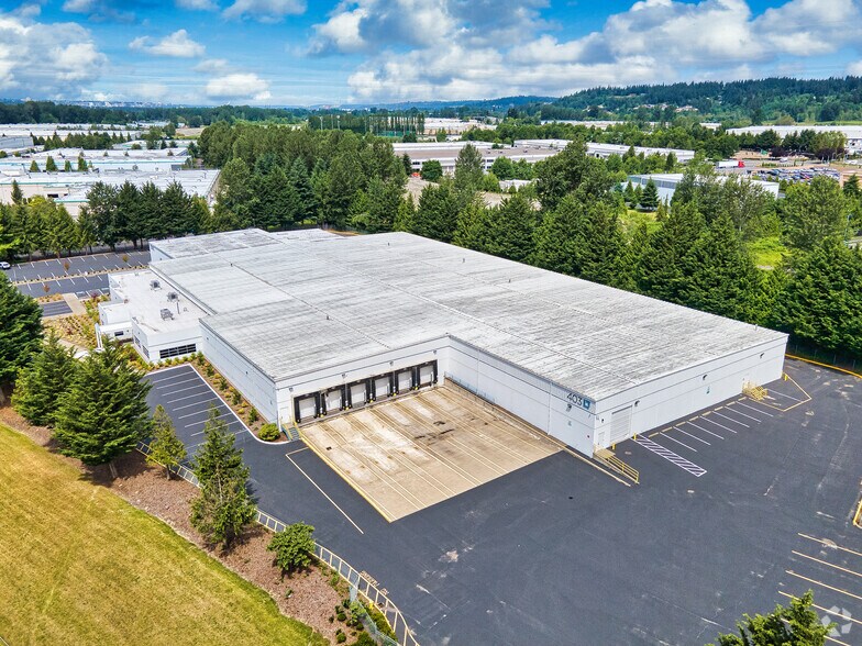 More Photos Of 403 N Levee Rd, Puyallup Manufacturing For Sale