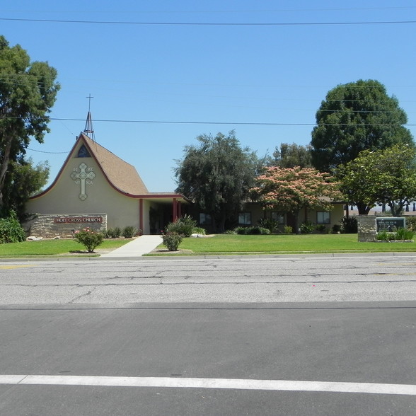 Primary Photo Of 451 W Madison Ave, Placentia Religious Facility For Lease