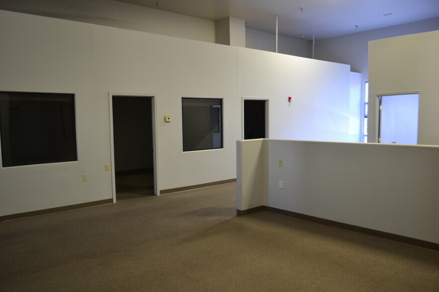 More Photos Of 6717-6719 E 2nd St, Prescott Valley General Retail For Lease